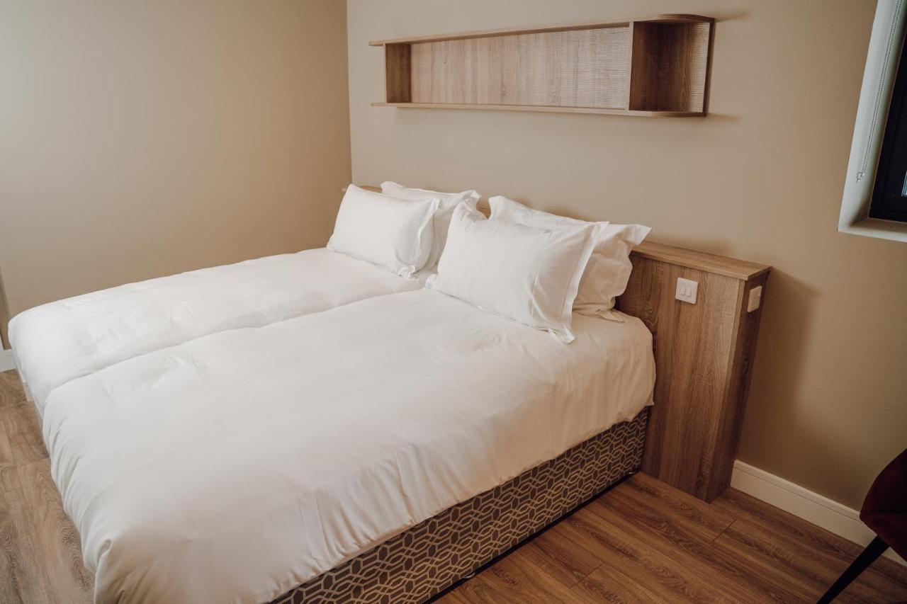 Shoreline Apartments غالواي المظهر الخارجي الصورة
