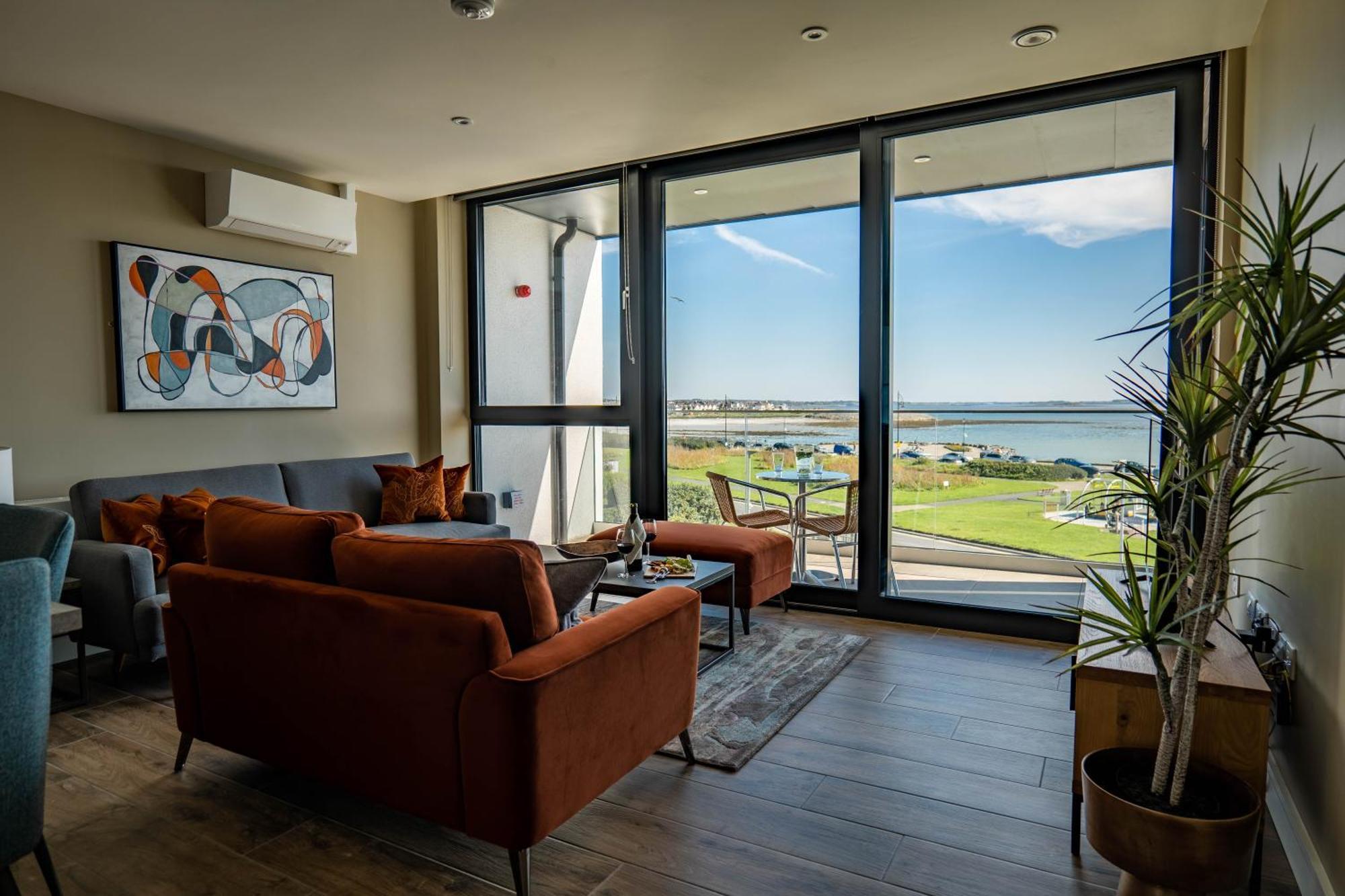 Shoreline Apartments غالواي المظهر الخارجي الصورة
