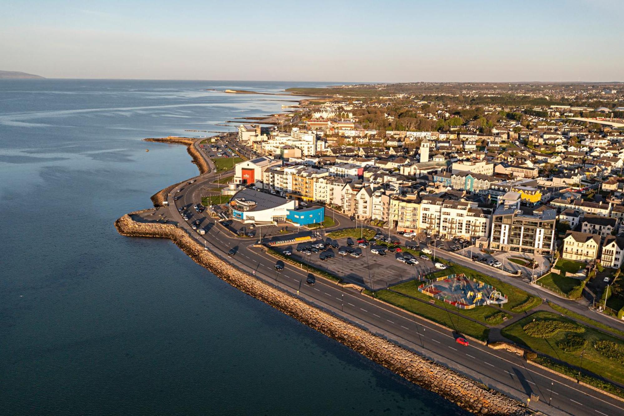 Shoreline Apartments غالواي المظهر الخارجي الصورة
