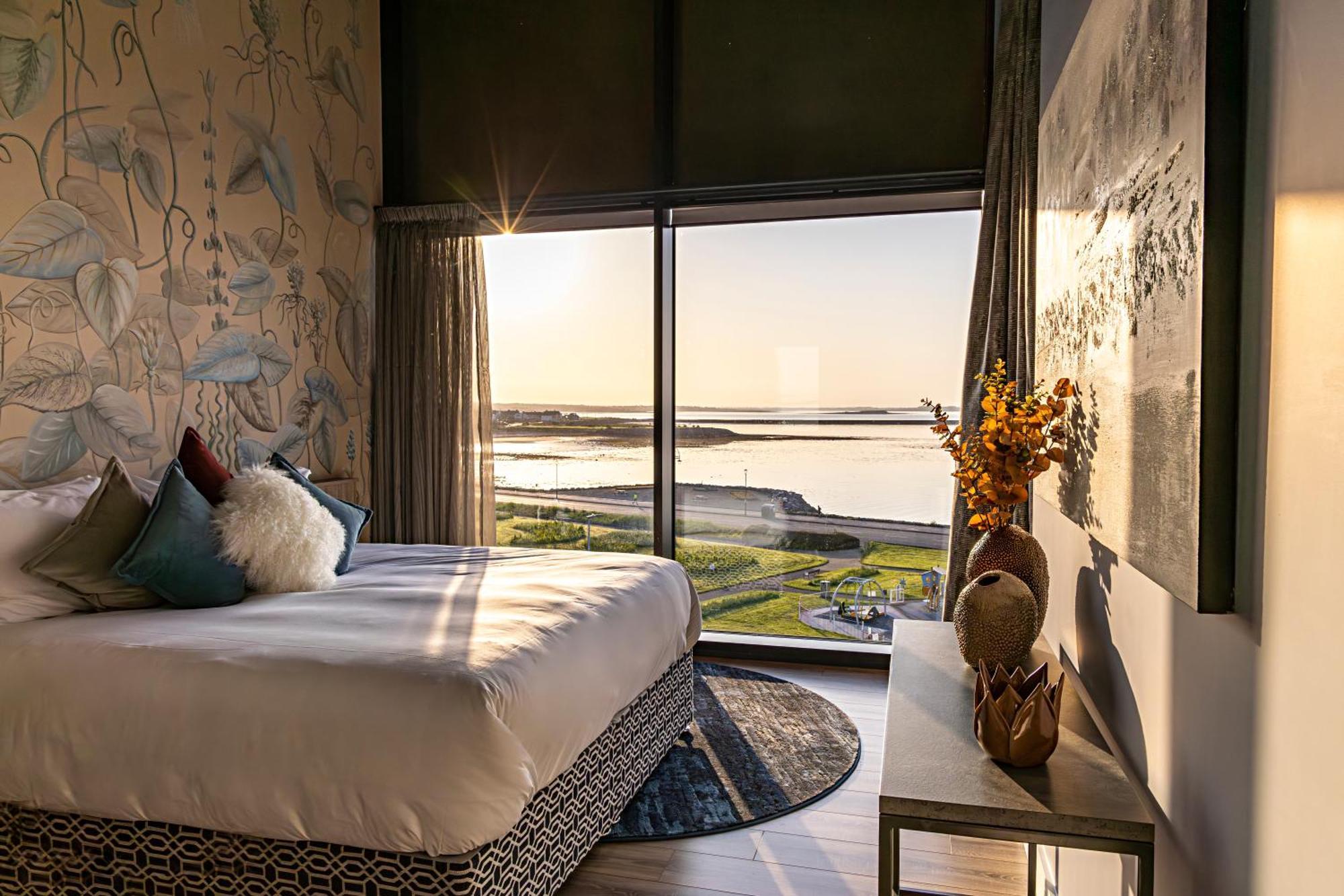 Shoreline Apartments غالواي المظهر الخارجي الصورة